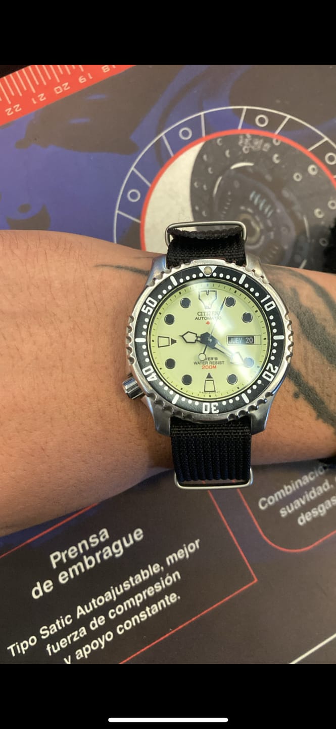 Customer photo review of Correa Nato Dando La Hora Negro