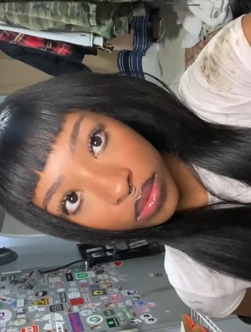 Customer photo review of Velvet Wing