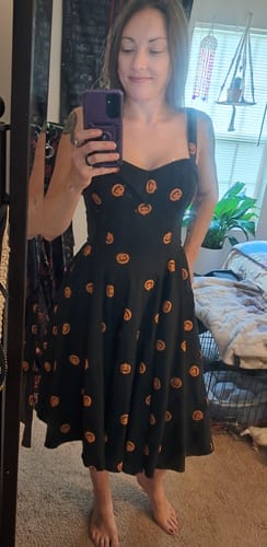 Customer photo review of BACKLOT NON-DAMAGED - Pumpkin King Maneater Swing Dress in Black - Vixen by Micheline Pitt