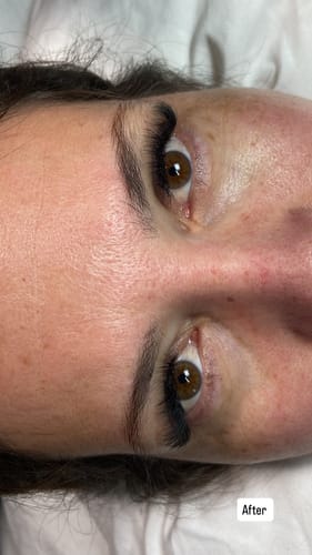 Customer photo review of Double Layer Volume Premade Fans