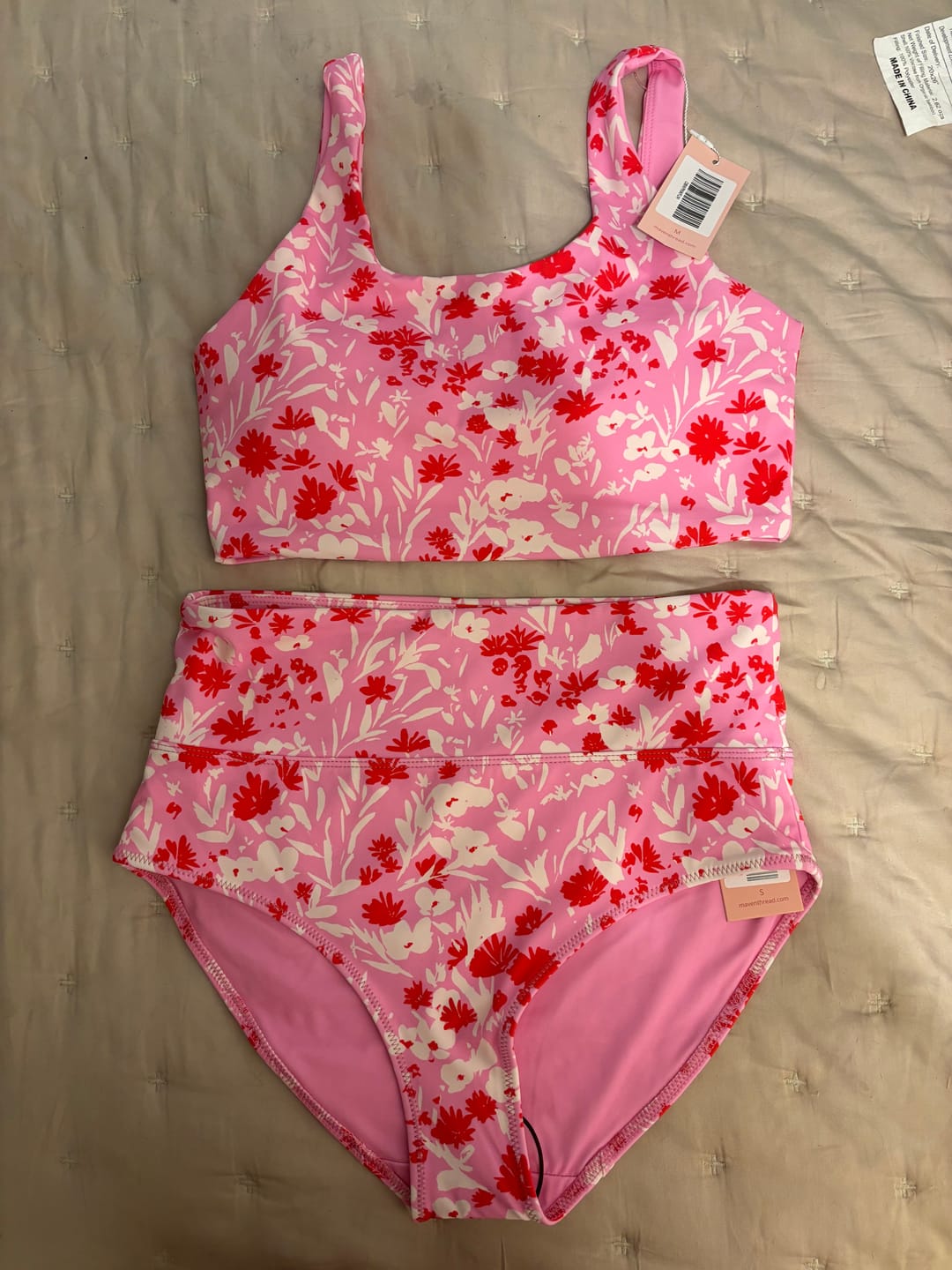 Customer photo review of Oasis Bikini Top - Pink Floral