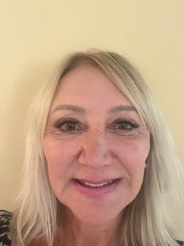 Customer photo review of Plushy Gossamer® Lash