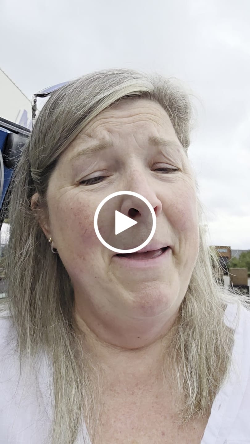 Customer video review of Laptop Sleeve