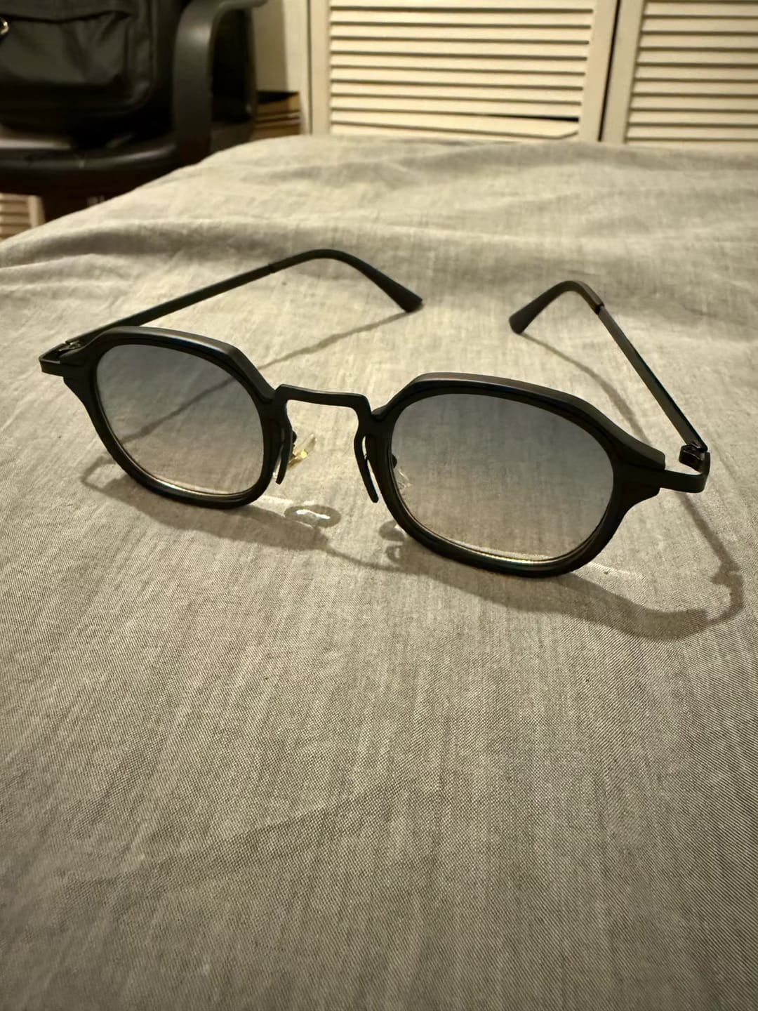 Customer photo review of Ari - Sunglasses