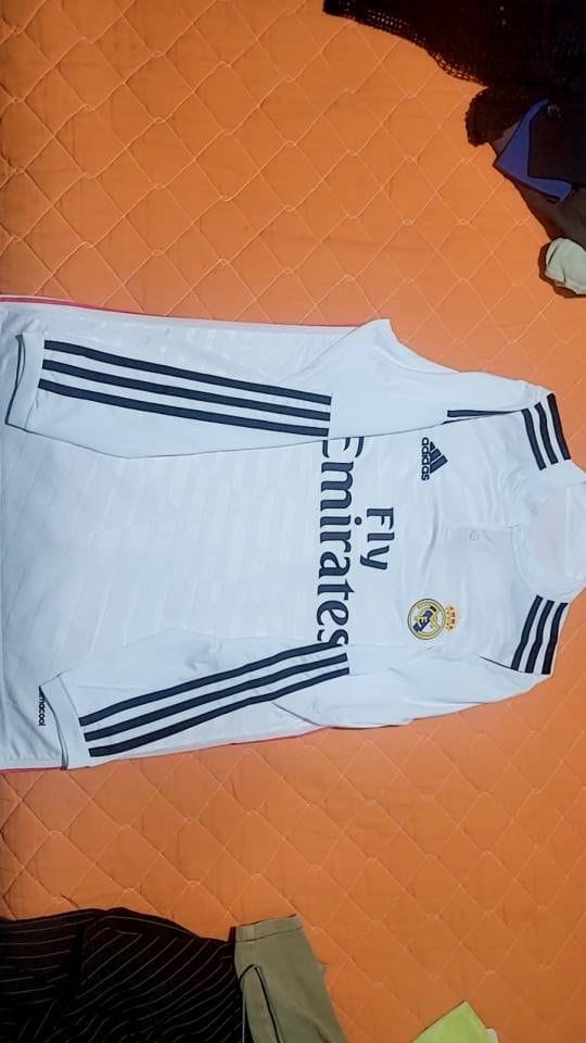 Customer photo review of Jersey Real Madrid 2014-2015 Local