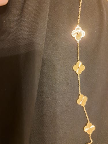 Customer photo review of Shine Clover Armband | 18K vergoldet