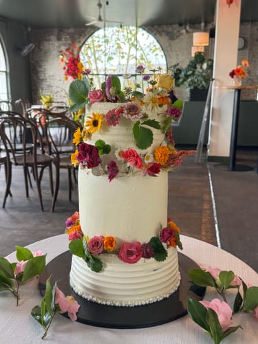 Customer photo review of BESPOKE Bloomish Box - Seasonal Plan