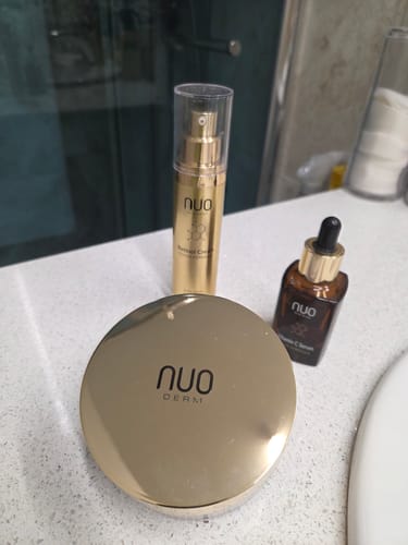 Claudia B. review of Crema cu Mucina de Melc image 1 out of 1