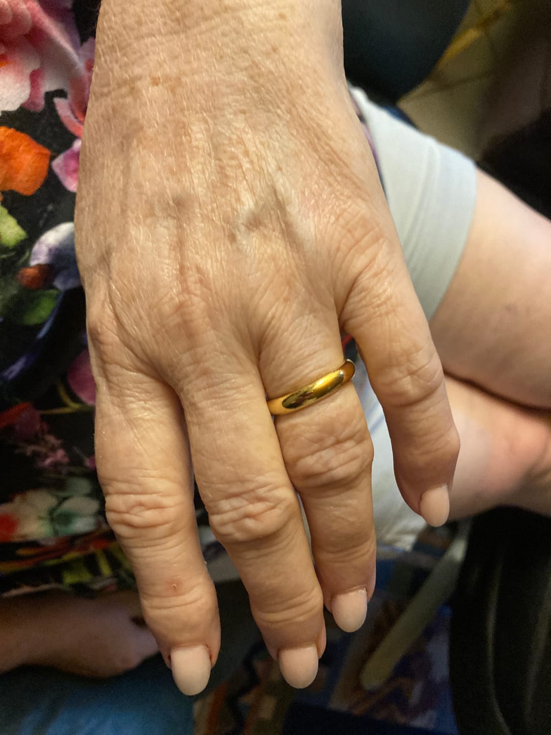 Customer photo review of Lena Ring | 18K vergoldet