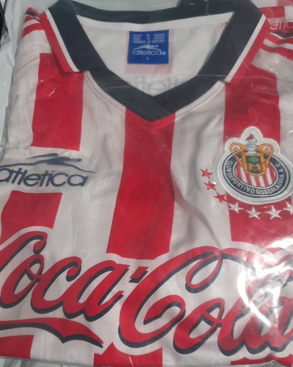 Customer photo review of Jersey Chivas 1998-1999 Local