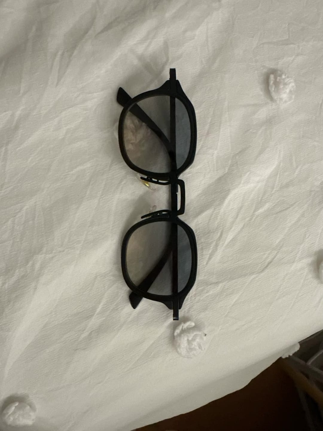 Customer photo review of Ari - Sunglasses