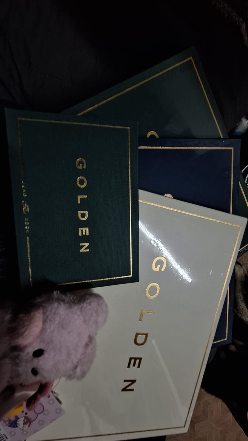 Customer photo review of BTS JUNGKOOK - GOLDEN 1ST SOLO ALBUM