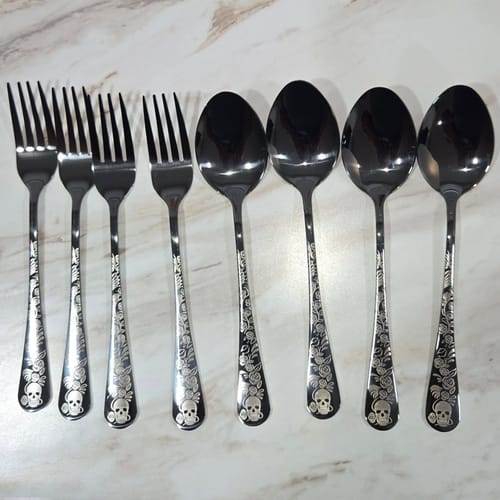 Customer photo review of Just Love Skulls Black Silverware Set