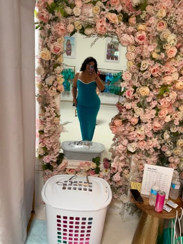 Customer photo review of ATX SYDNEY-MAXI Aqua Marine Sweetheart Scoop Maxi Dress