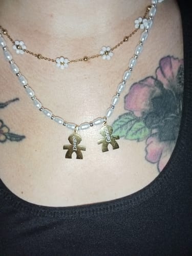Customer photo review of Girocollo perline con bambini e incisione