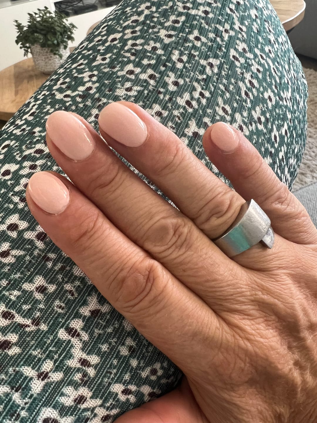 Customer photo review of Khaki Dipping Powder