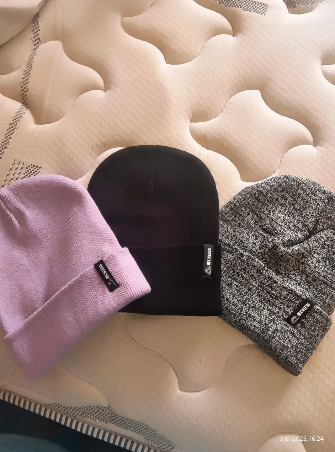 Customer photo review of Simple Grey
