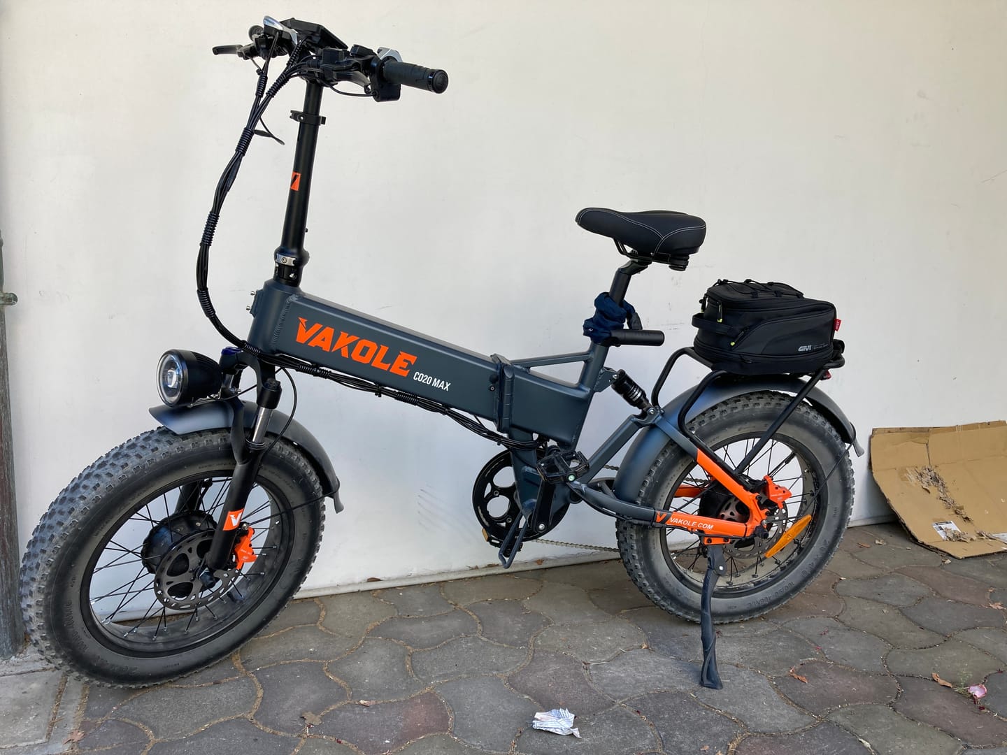 Customer photo review of Vakole CO20 MAX 750W*2 Dual Motor 20" Folding Fat Bike 960Wh with Torque Sensor 20Ah Battery