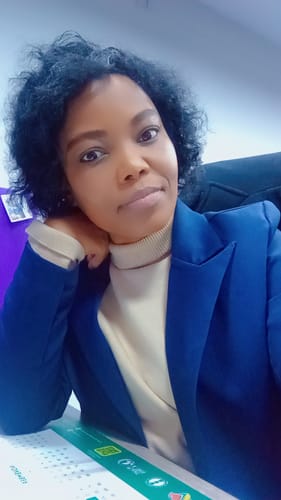 Customer photo review of Brazilian Full Cap Wig - Eva