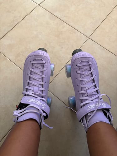 Customer photo review of Vegan ParkStar Roller Skates Package