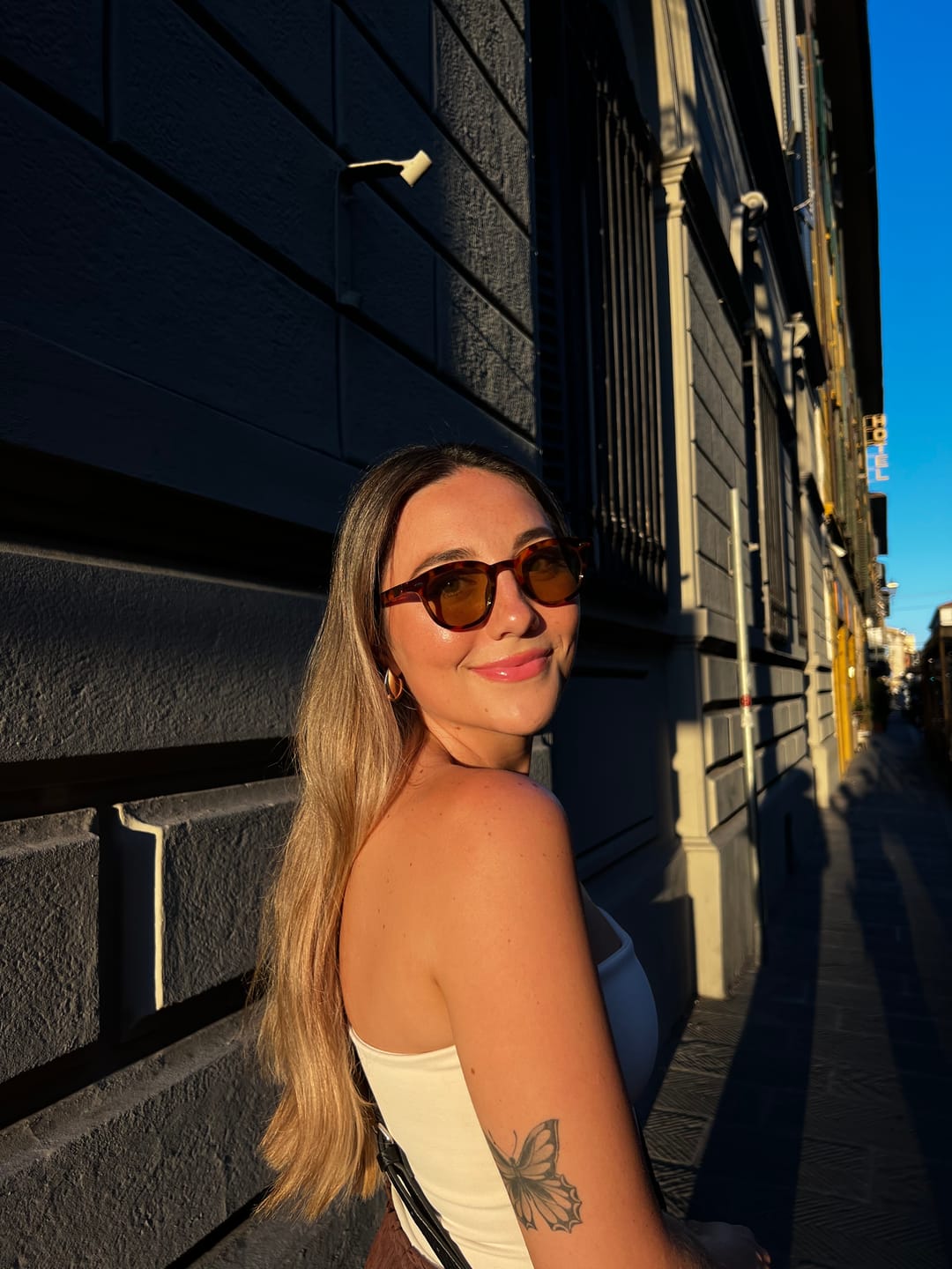 Customer photo review of Binni - Sunglasses
