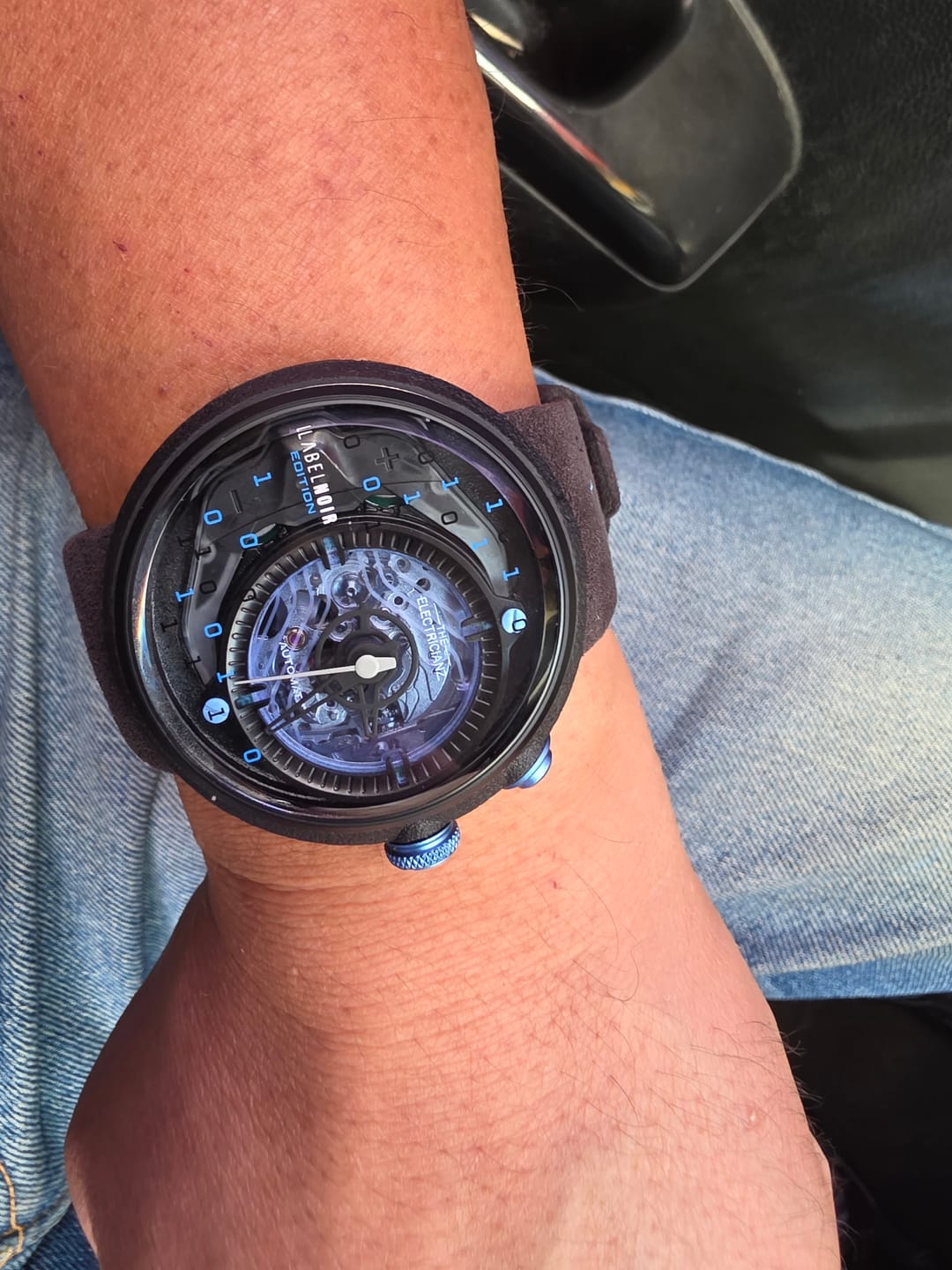 Customer photo review of The Label Noir - Edition