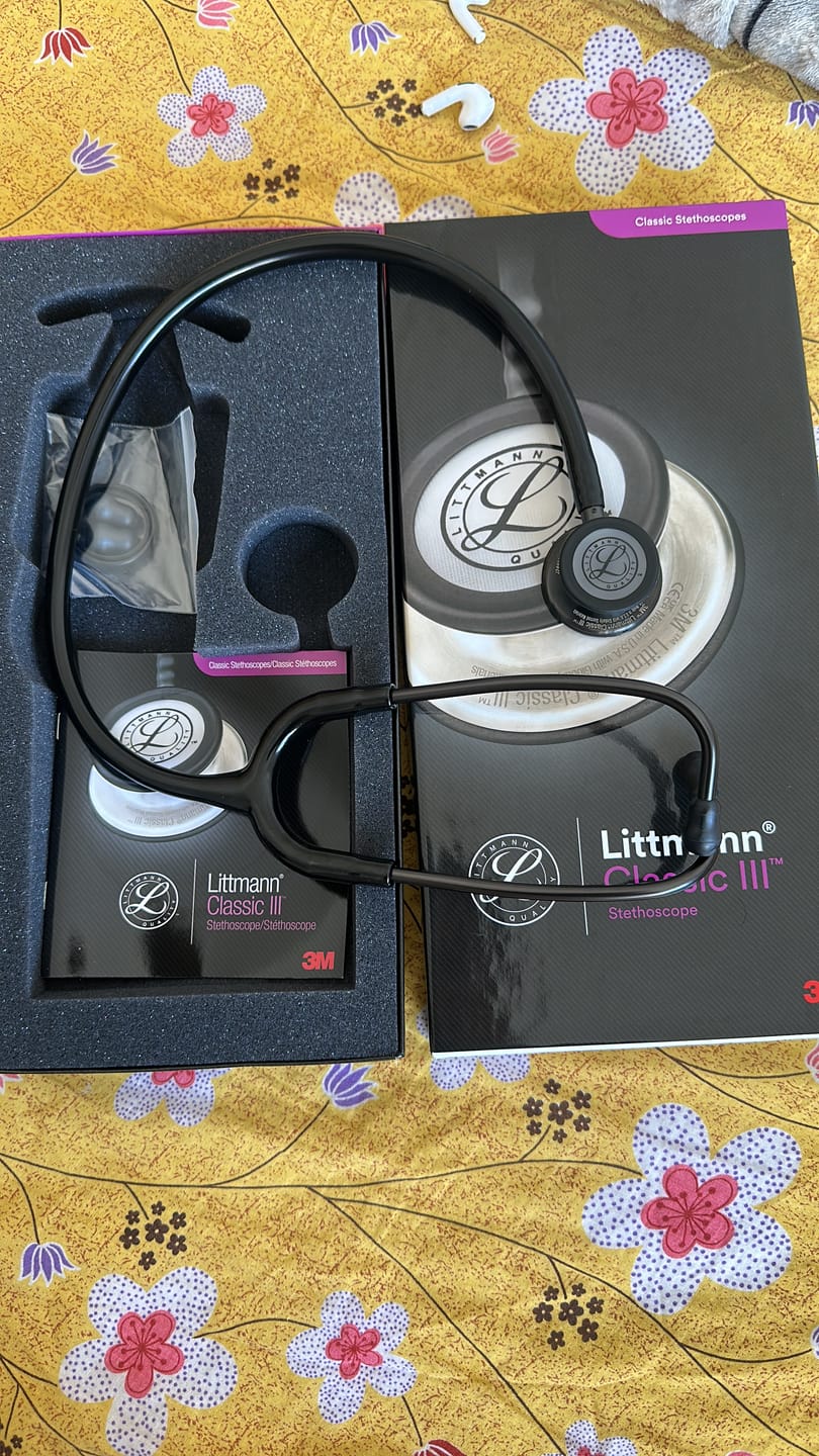 Customer photo review of Littmann Classic III Monitoring Stethoscope: Black and Smoke 5811
