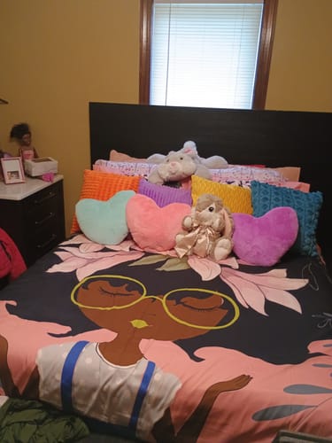 Customer photo review of AFROBRATS™ Lily Duvet Cover & Pillow Sham Set
