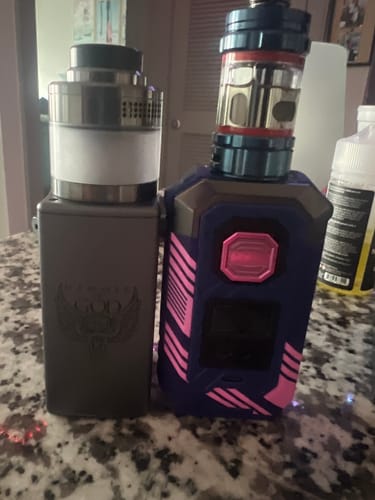 Customer photo review of Hohm Tech Work V2 18650 2547mAh 25.3A Battery