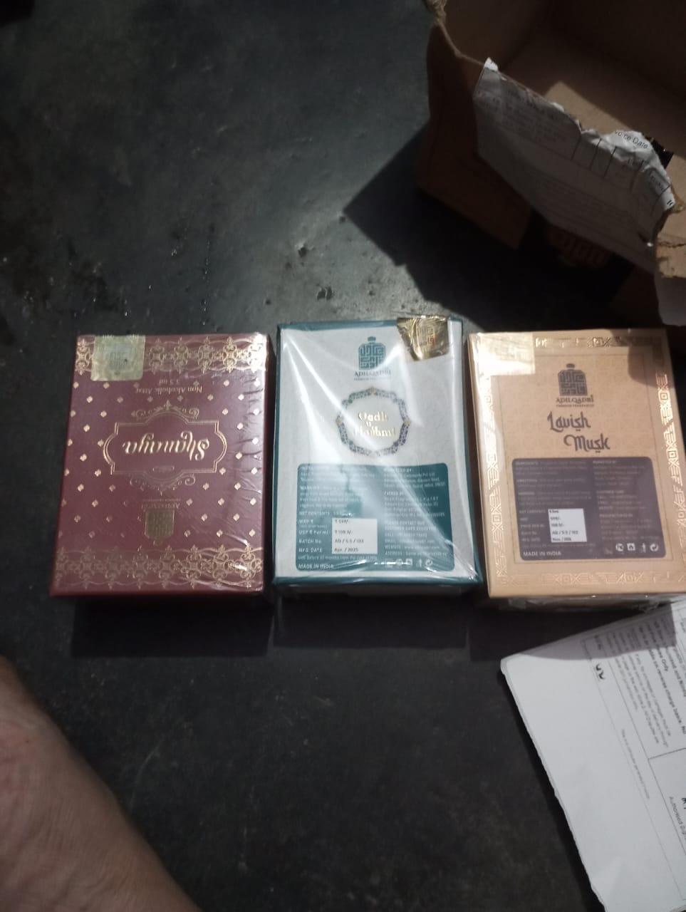 Customer photo review of 3 Pcs Attar Set Shanaya, Lavish Musk And Oudh Al Hashmi 5.5 Ml Each