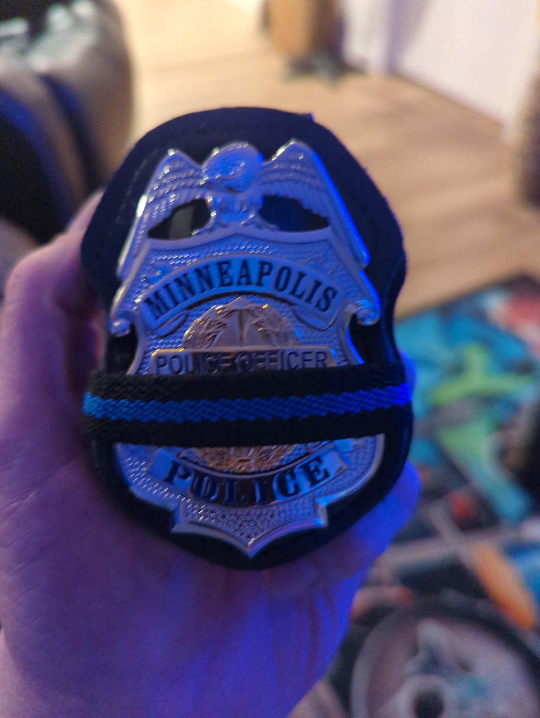 Customer photo review of US MPD Minneapolis Police Officer Badge #1277