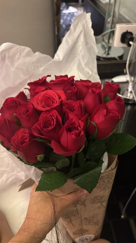 Customer photo review of Roses