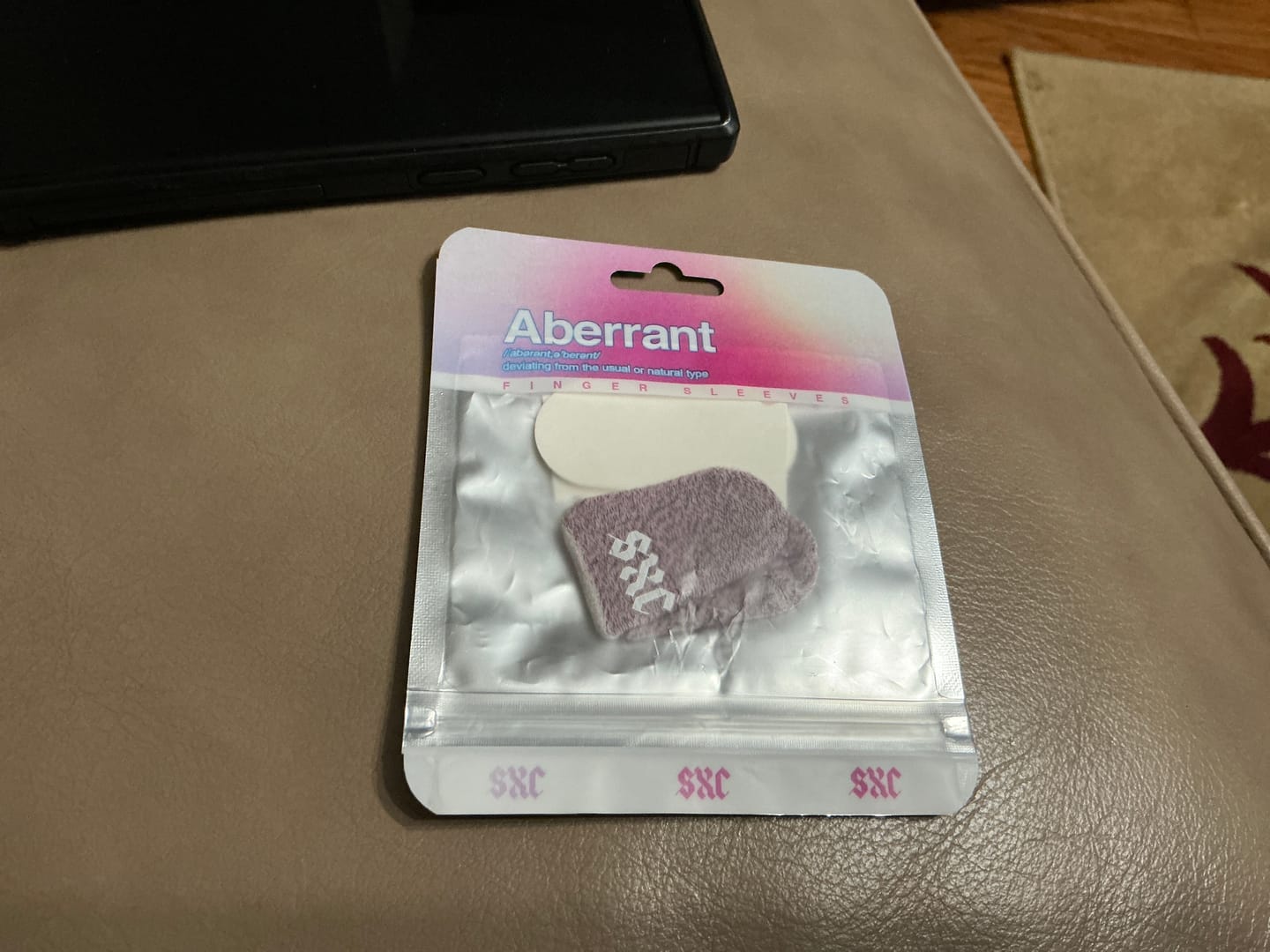 Customer photo review of SXC "Aberrant" Finger Sleeves