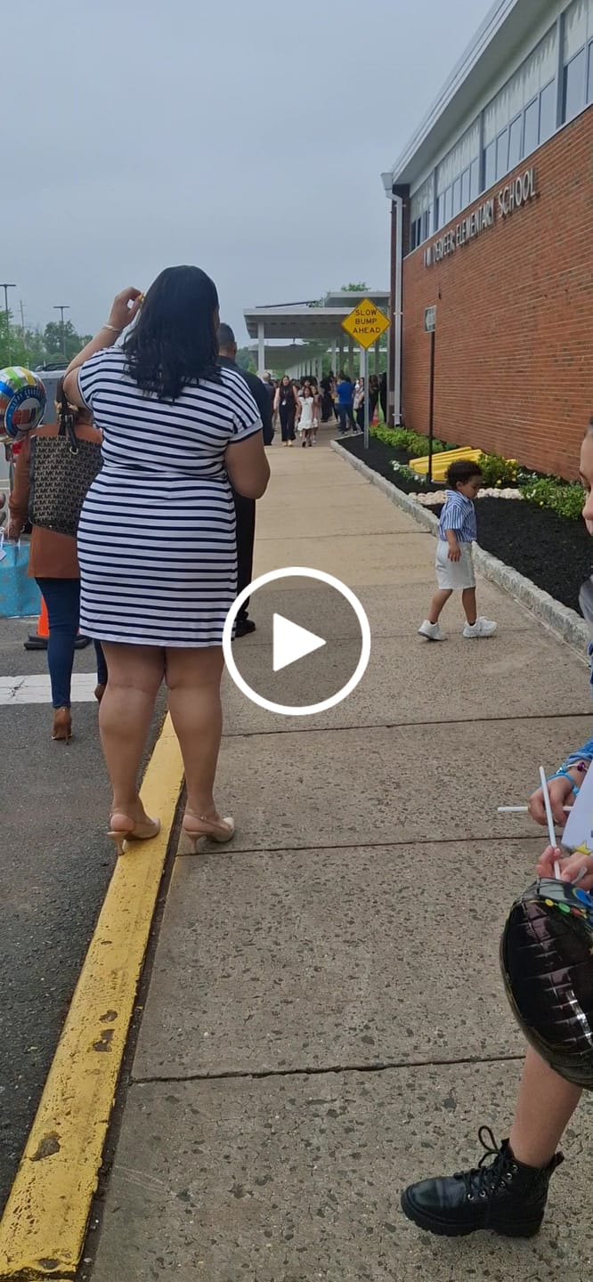 Customer video review of Alex White Ruffle Dress with Black Contrast Line