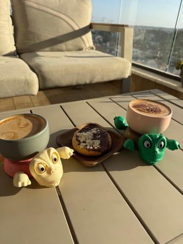 Customer photo review of ספל מאצ'ה וקפוצ׳ינו 220 מ"ל | קרמיקה פורטוגלית בעיצוב טבעי