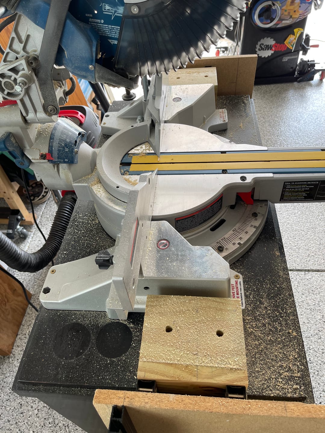 Customer photo review of Hercules 12" Sliding Compound Miter Saw Dust Collection