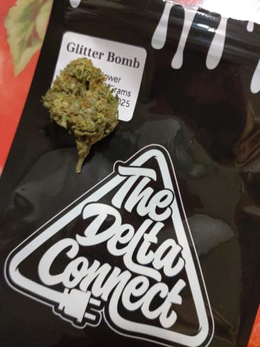 Customer photo review of Glitter Bomb