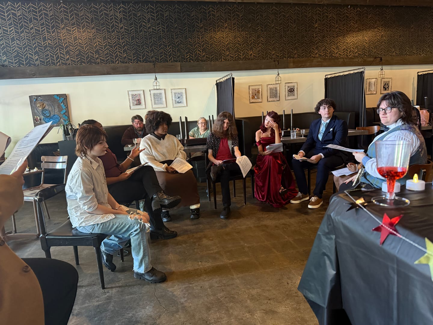 Customer photo review of Broadway Murder Mystery Game Kit