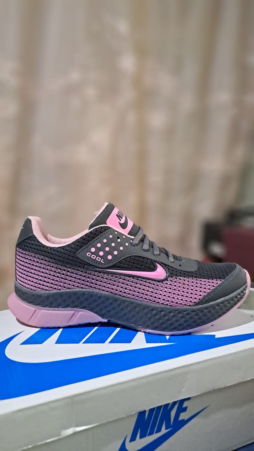 Customer photo review of Tenis 013 Oxford Rosa