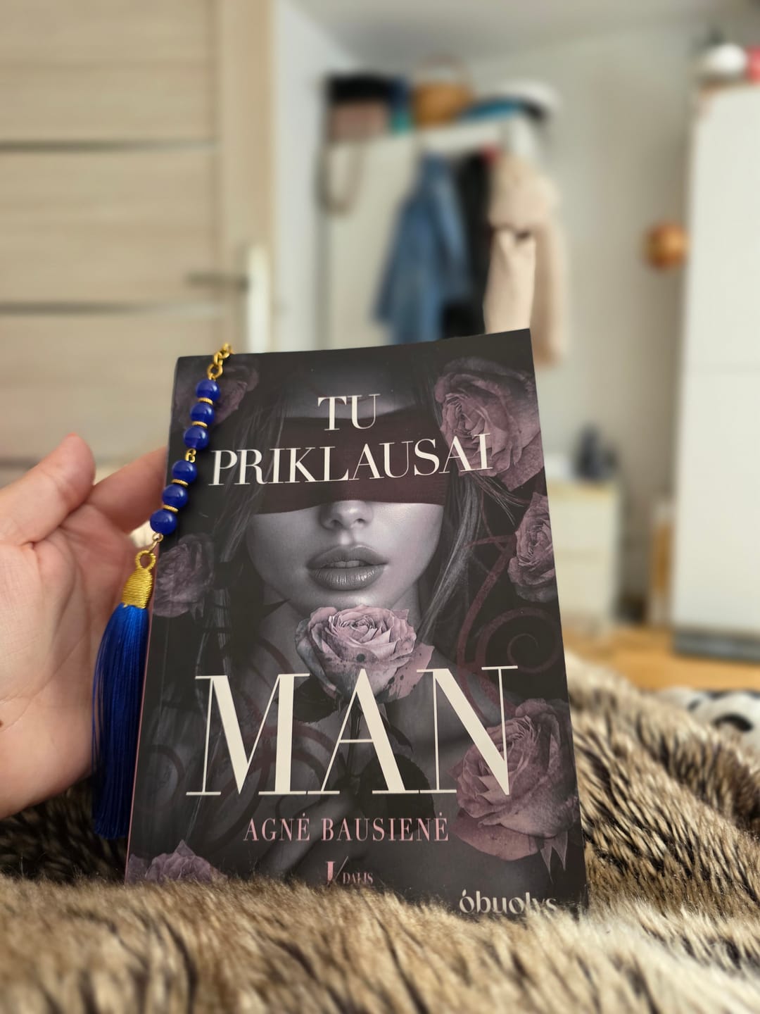 Customer photo review of Tu priklausai man (I dalis): pirmas lietuviškas dark romance (black edition)