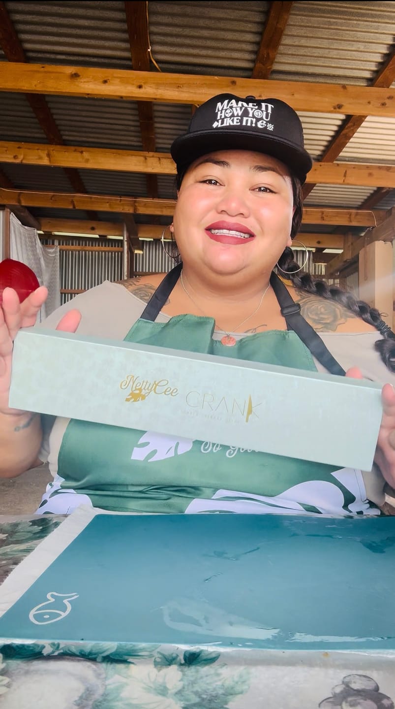 Customer photo review of NETTY CEE xx CRANK Super Shinarp Santoku Chef Knife