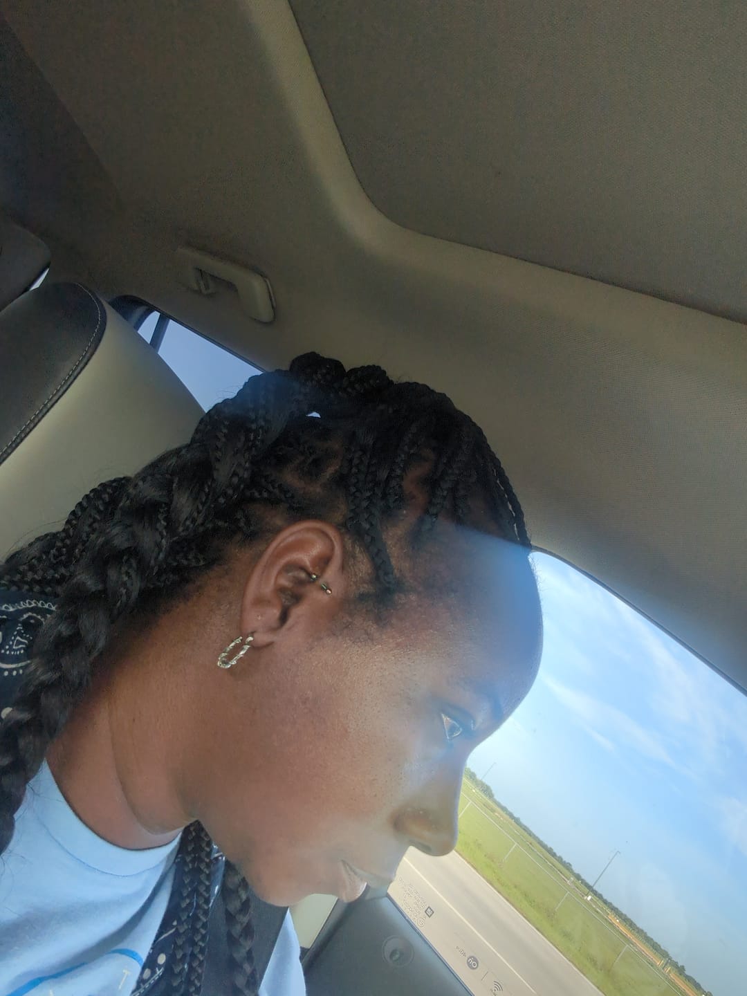 Customer photo review of Bobbi Boss African Roots Crochet Braid - BRAZILIAN OCEAN WAVE 10"