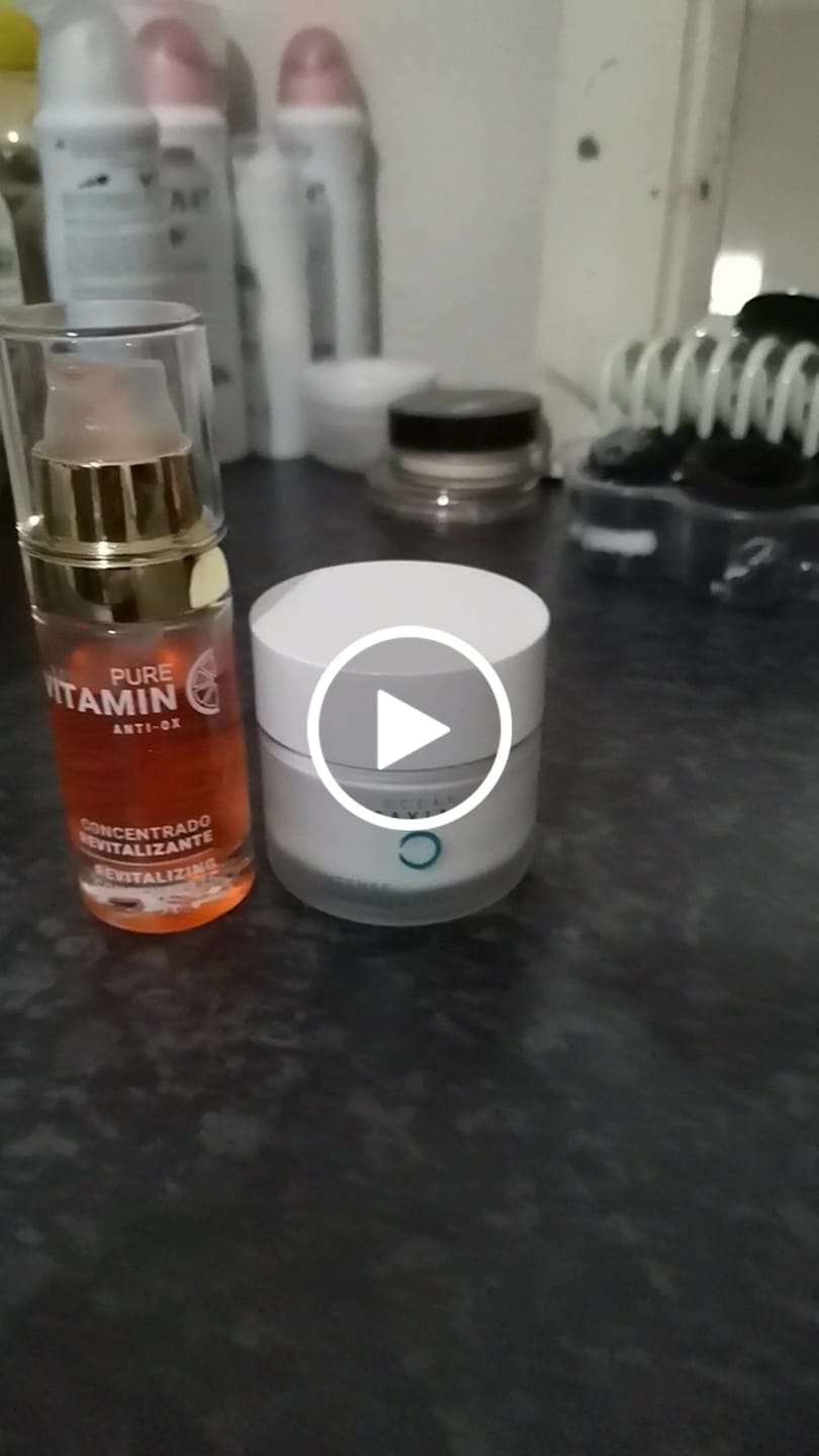 Customer video review of Buy a Caviar Face Cream, Get a Free Vitamin C Serum