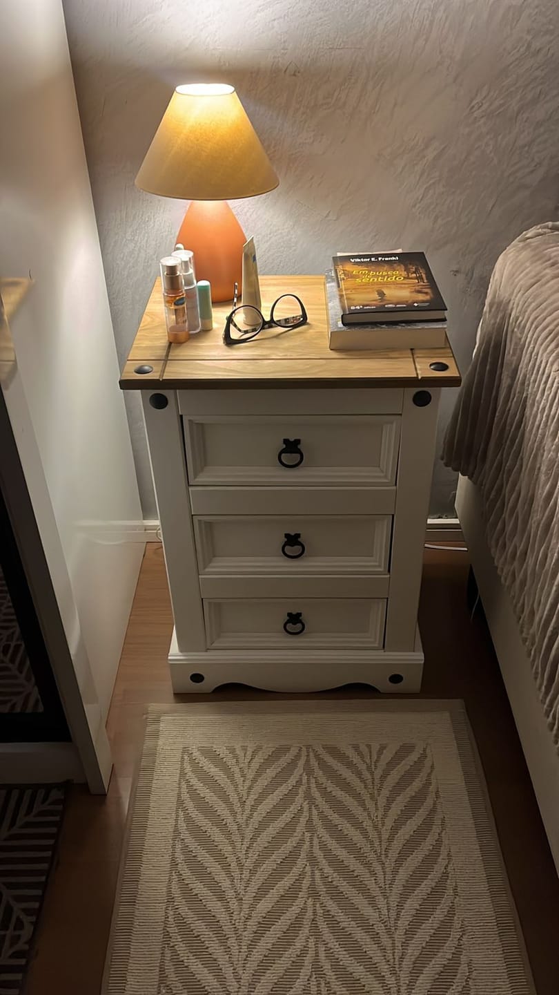 Customer photo review of Abajur de Mesa em Cerâmica com Cúpula de Linho