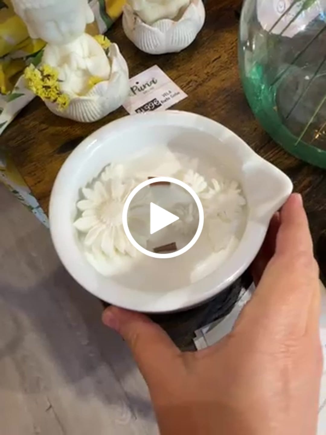 Customer video review of Cera de Colza + Coco especial Velas de Masaje (BPF)