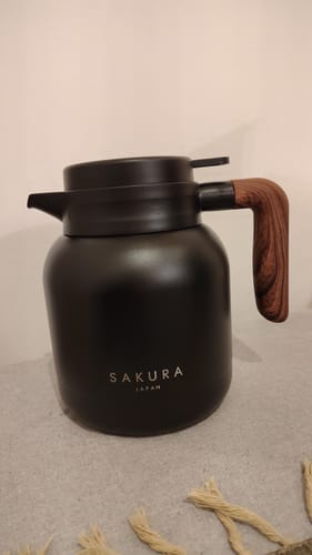 Customer photo review of Jarra Térmica Sakura Loggia 1,2 Litros Negra