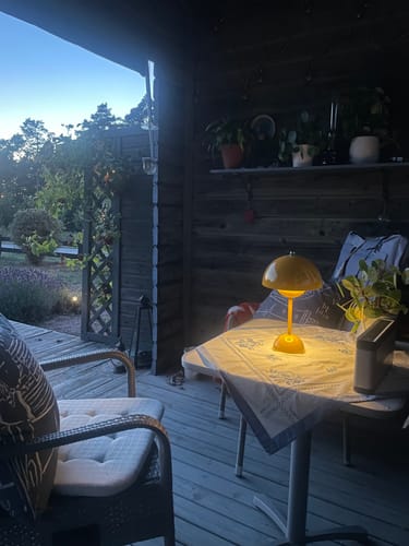 Customer photo review of Bordslampa - Svamplampa Flowerbud - Batteridriven 5000 mAH