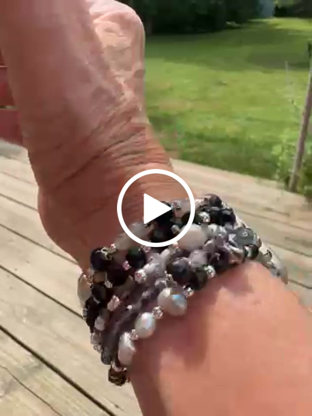 Customer video review of Ethereal Frost Stretch Apple Watch Strap