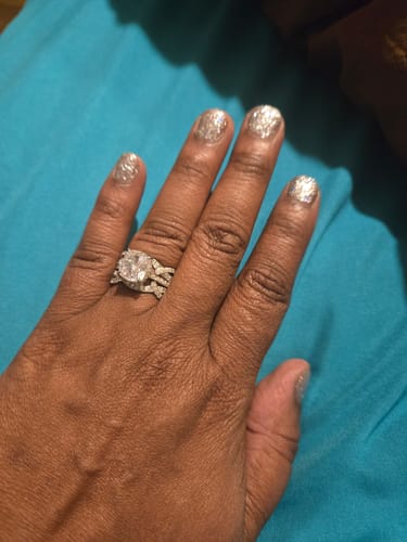 Customer photo review of Louily Vintage Cushion Cut Insert Wedding Ring Set For Women In Sterling Silver