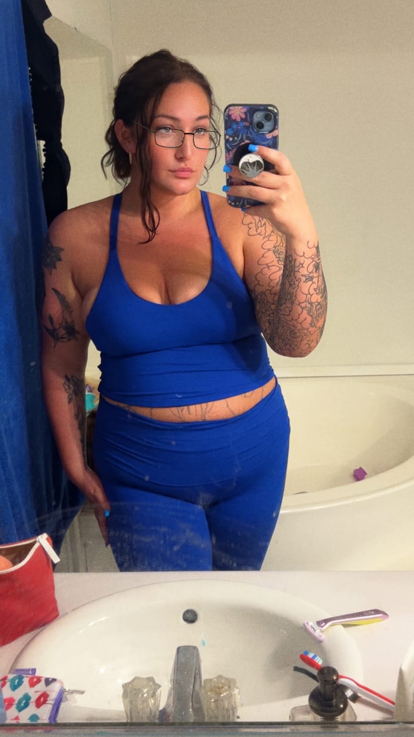Customer photo review of REVEAL FOLD OVER LEGGINGS
